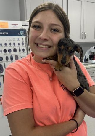 T-ezU4GJAahUyi40wGUzueWa wiaMc4RAA